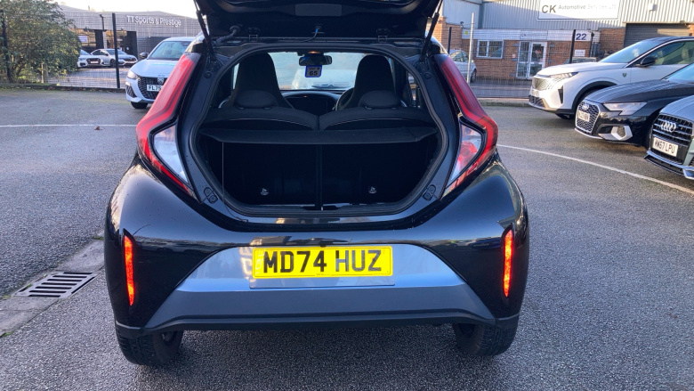 Toyota Aygo X 1.0 VVT-i Edge 5dr Petrol Hatchback